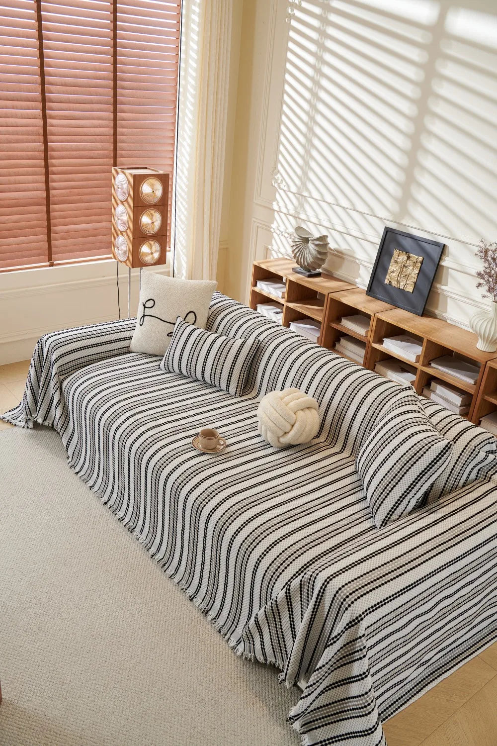 Cat Scratch Resistant Dustproof Sofa Cushion Universal Striped Pattern Sofa Blanket Mat All-Season Chenille Sofa Cover Slipcover